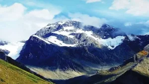 How Difficult Is the Kailash Parikrama? Fitness, Altitude, Distance & Route
