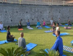 Rishikesh Ashram Yoga & Meditation Tour
